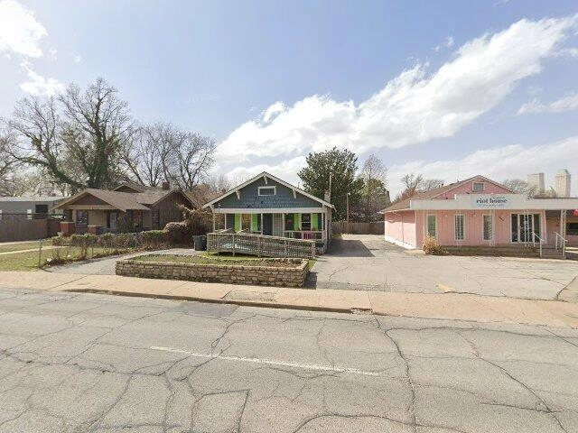 House image located at Dixon, IL 61021