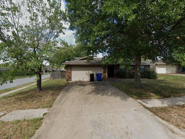 House image located at Broken Arrow, OK 74012