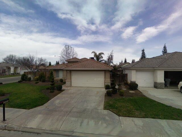 House image located at Fresno, CA 93722