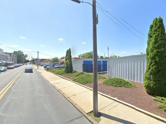 House image located at Niles, MI 49120