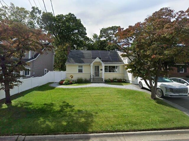 House image located at North Babylon, NY 11703