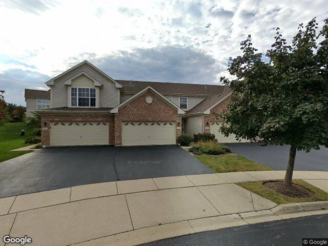 House image located at Algonquin, IL 60102