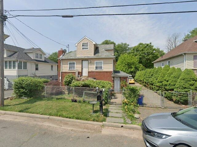 House image located at South Plainfield, NJ 07080