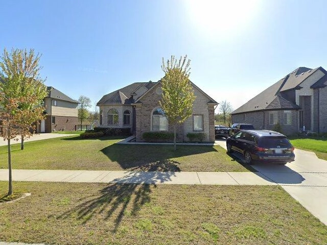 House image located at Utica, MI 48316