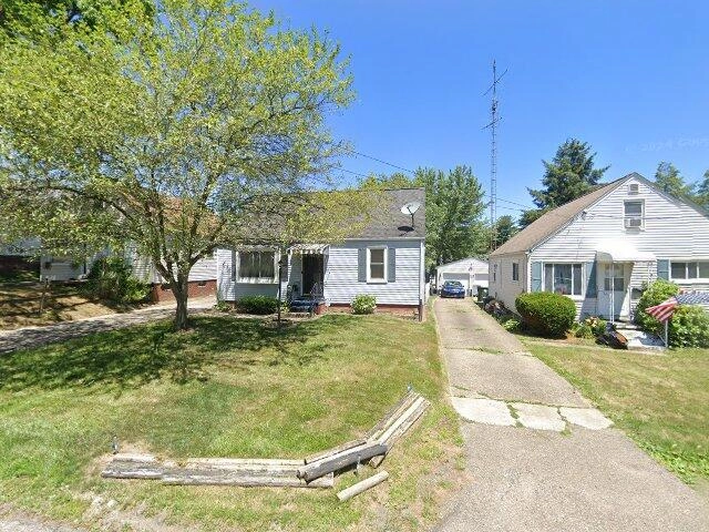 House image located at Canton, OH 44714