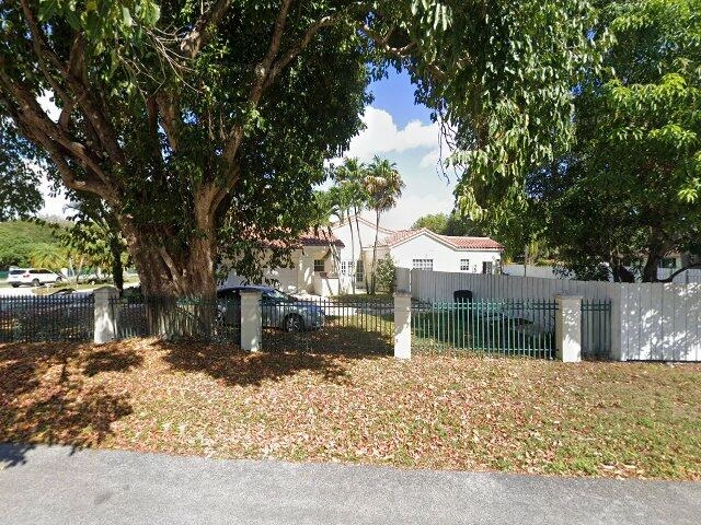 House image located at Miami, FL 33176