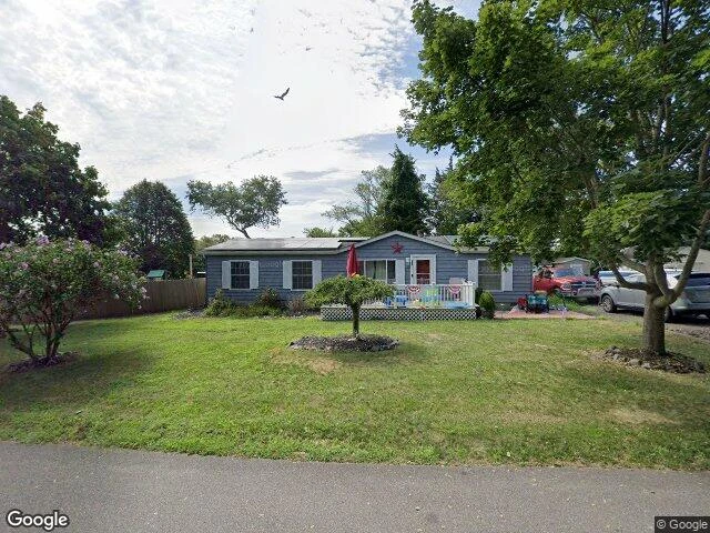 House image located at Tuckerton, NJ 08087