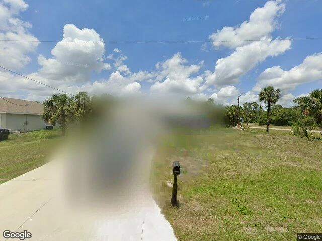 House image located at Labelle, FL 33935