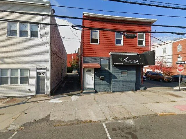 House image located at Bayonne, NJ 07002