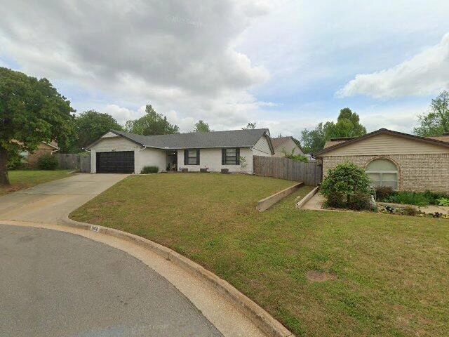 House image located at Edmond, OK 73013