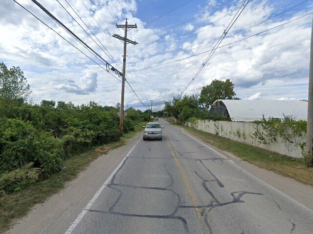 House image located at Newcomerstown, OH 43832