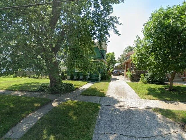 House image located at Dolton, IL 60419