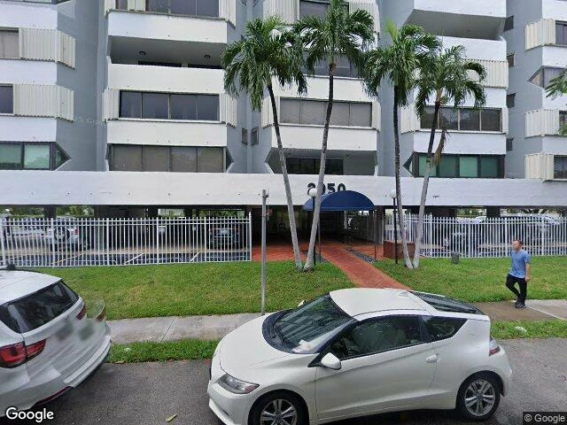 House image located at Miami, FL 33129