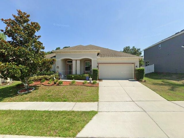 House image located at Grand Island, FL 32735