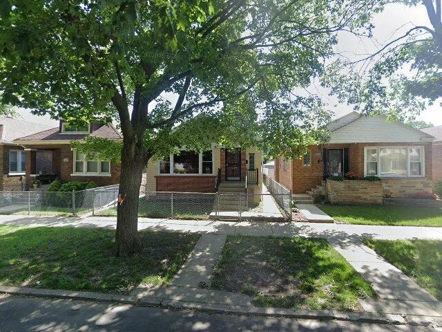 House image located at Chicago, IL 60617