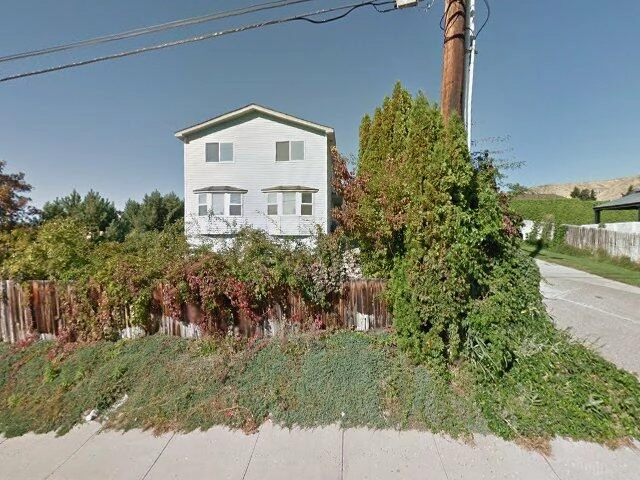 House image located at East Wenatchee, WA 98802