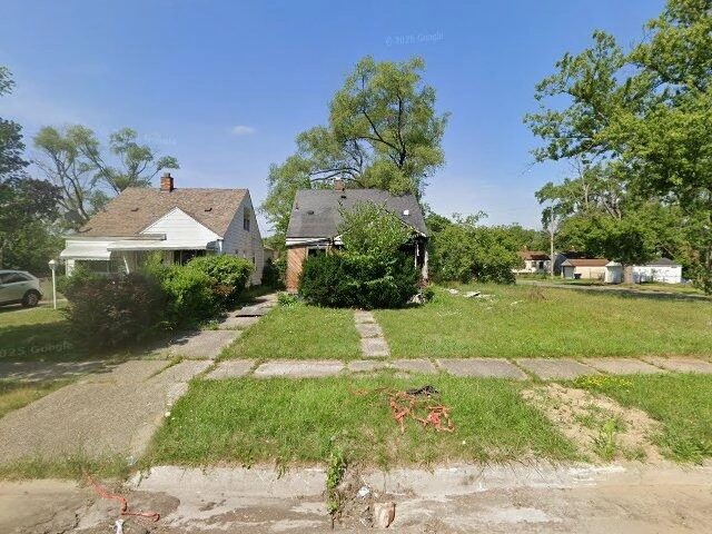 House image located at Detroit, MI 48228