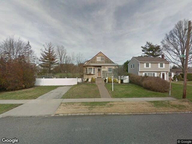 House image located at Massapequa, NY 11758