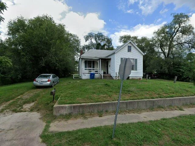 House image located at Granite City, IL 62040