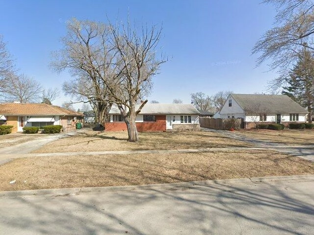 House image located at Burbank, IL 60459