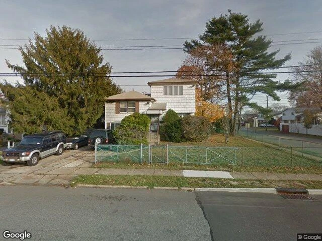 House image located at Massapequa Park, NY 11762