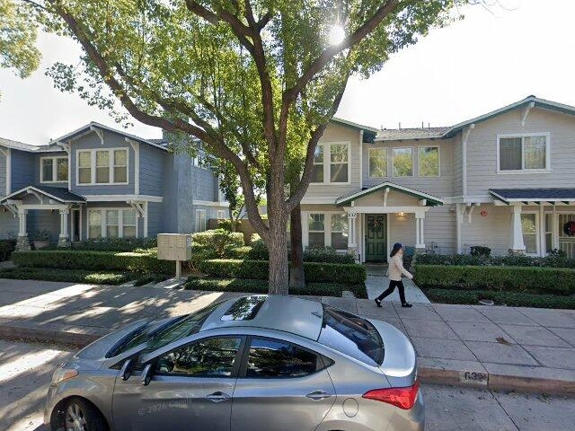 House image located at Tarpon Springs, FL 34689