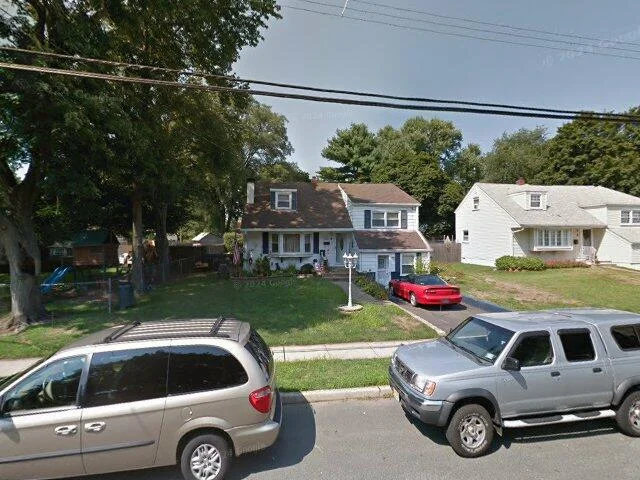 House image located at Trenton, NJ 08690