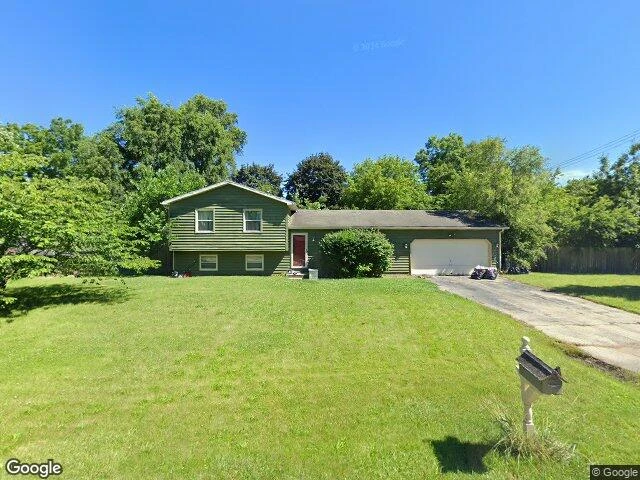 House image located at Waukegan, IL 60087