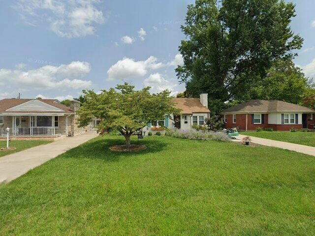 House image located at Louisville, KY 40218