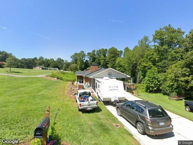 House image located at Hickory, NC 28601