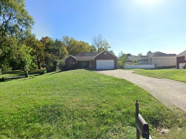 House image located at Louisville, KY 40228