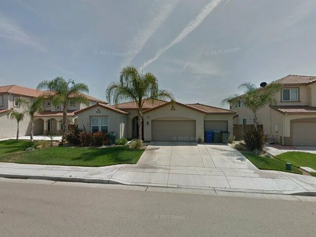 House image located at Fresno, CA 93727