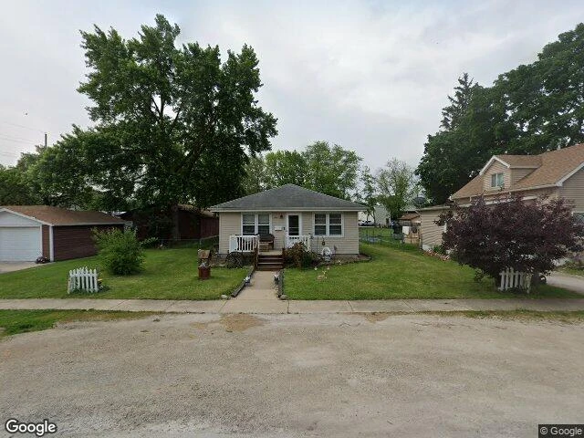 House image located at Pontiac, IL 61764