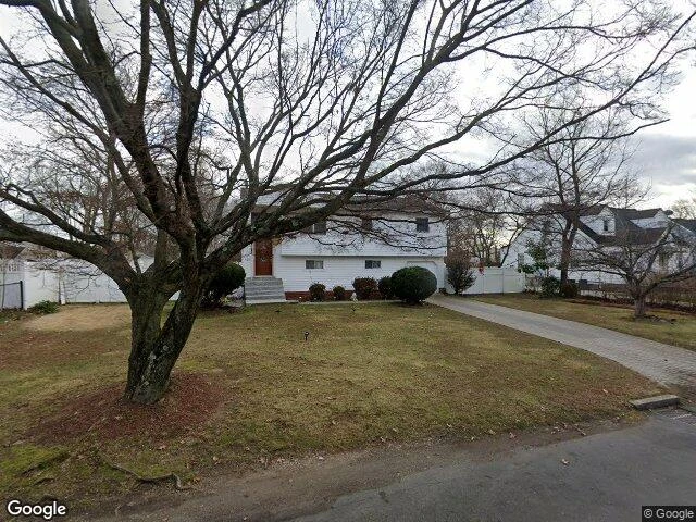 House image located at West Babylon, NY 11704