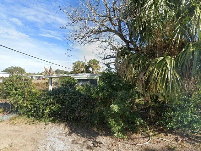 House image located at Holiday, FL 34691