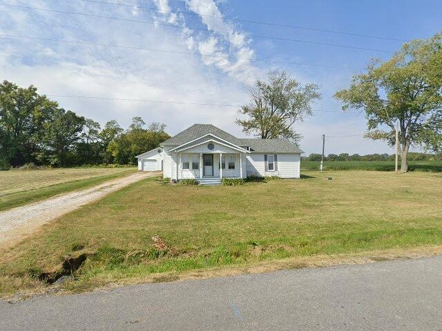 House image located at Mulberry Grove, IL 62262