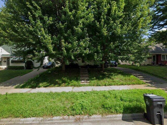 House image located at Saint Paul, MN 55119
