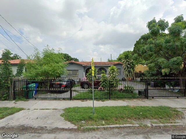 House image located at Miami, FL 33135