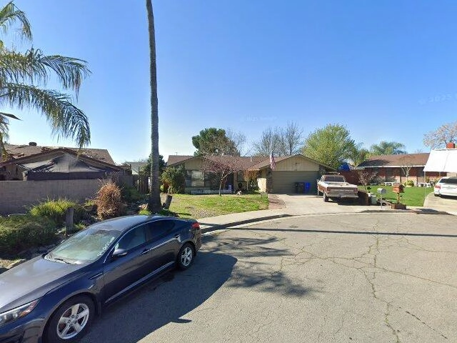 House image located at Porterville, CA 93257