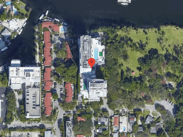 House image located at Miami, FL 33125