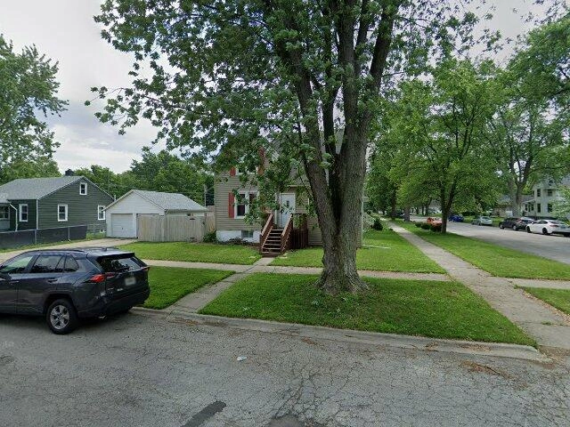 House image located at Kankakee, IL 60901