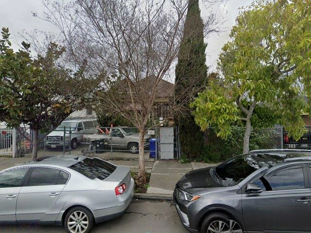 House image located at Oakland, CA 94603