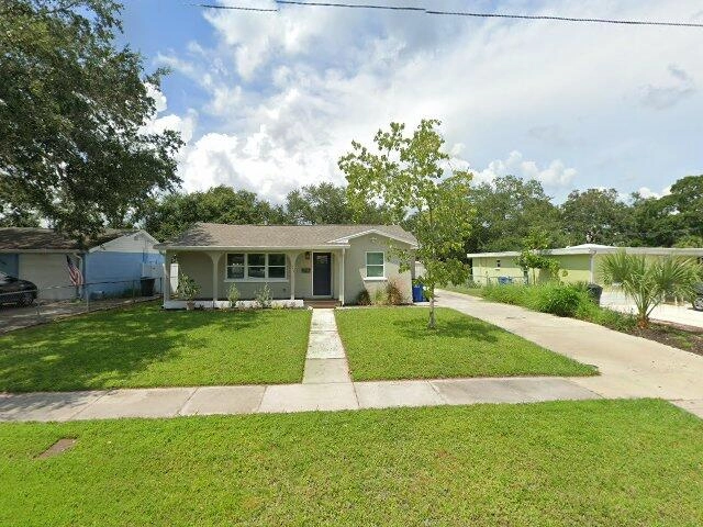 House image located at Saint Petersburg, FL 33703