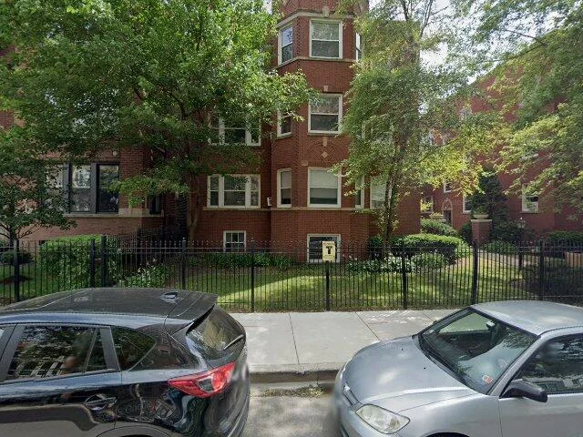 House image located at Chicago, IL 60613