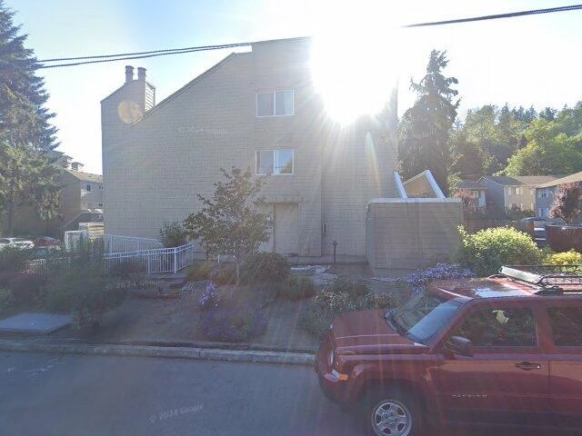 House image located at Kirkland, WA 98034