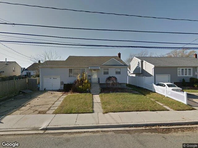 House image located at Freeport, NY 11520
