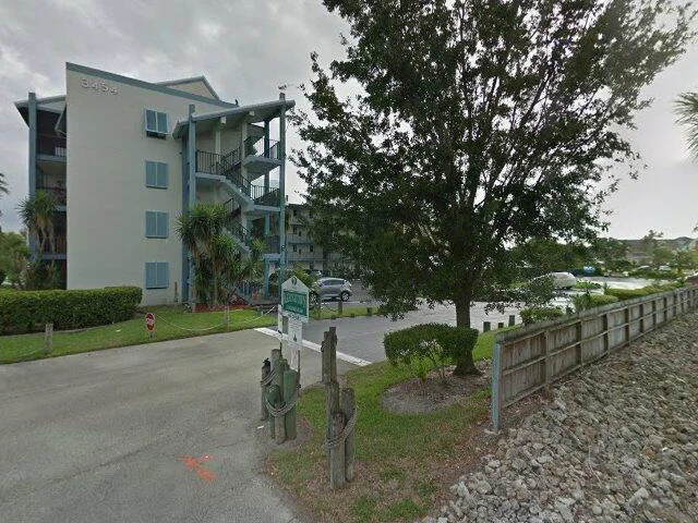 House image located at North Fort Myers, FL 33903