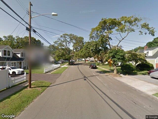 House image located at West Islip, NY 11795