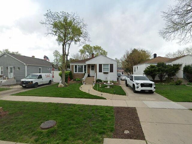 House image located at Berwyn, IL 60402