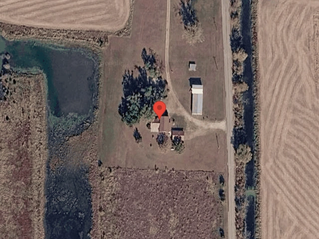 House image located at Fulton, IL 61252